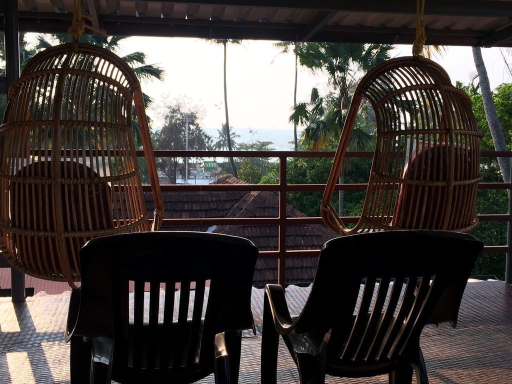 Thoms Beach Homestay Alappuzha Kültér fotó