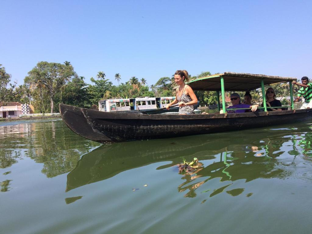 Thoms Beach Homestay Alappuzha Kültér fotó